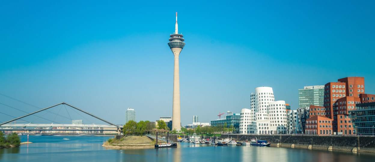 Düsseldorf_MedienHafen_1248x540