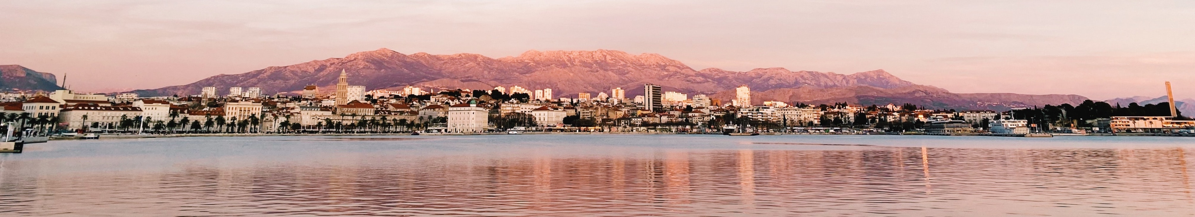 Split_panorama and sunset_3840x700
